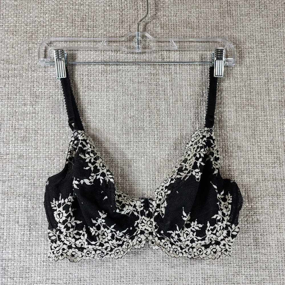 Wacoal Embrace Lace Underwire Bra 65191 Womens 36DD Black Cream Floral
